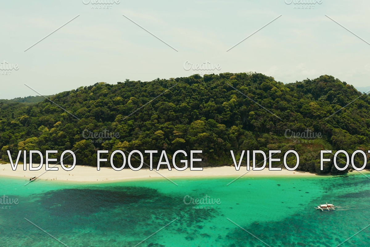 Tropical beach and turquoise lagoon in Graphics - product preview 8