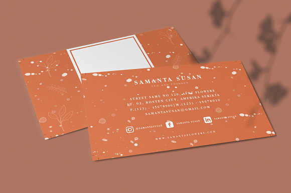 Samanta Flowers Business Card in Business Card Templates - product preview 2