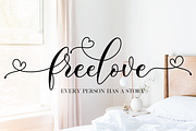 Freelove // Lovely Script Font