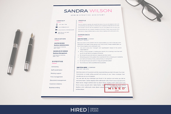 Administrative Assistant Resume CV in Resume Templates - product preview 11