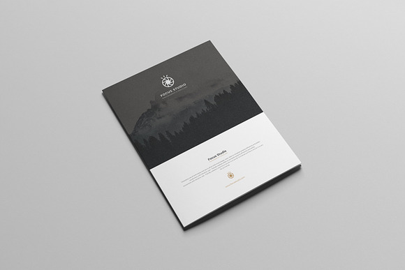 Corporate Identity - Photo Studio in Stationery Templates - product preview 5