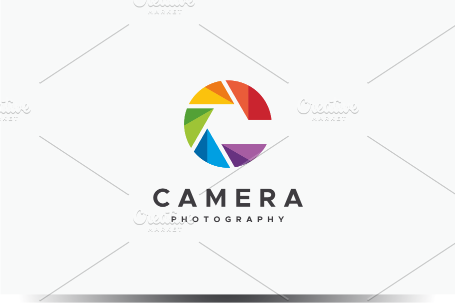 C - Camera Logo