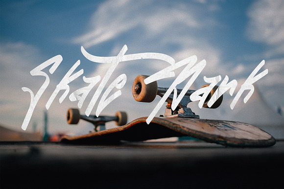 The Graffiti Font | Free Text Effect in Display Fonts - product preview 7