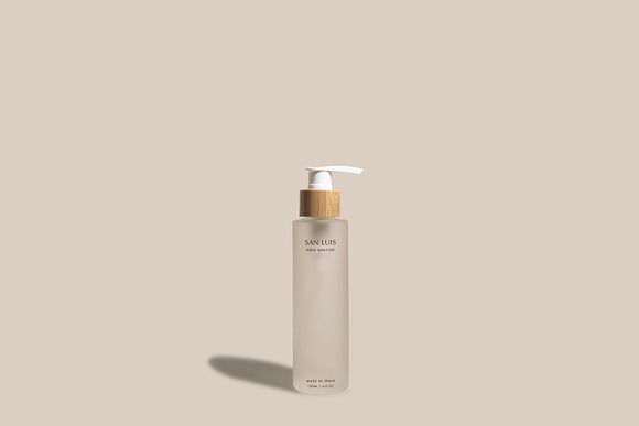 Cosmetic Pump Bottle Mockup in Product Mockups - product preview 4