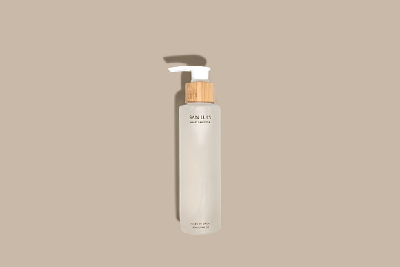 Cosmetic Pump Bottle Mockup in Product Mockups - product preview 5