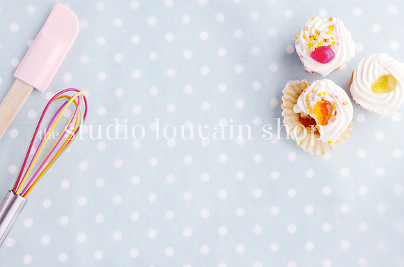 CUPCAKE PHOTO PACK (6) in Product Mockups - product preview 6