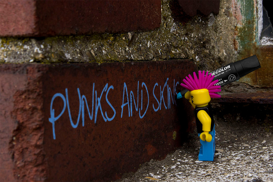 Punk's and Skins Typeface