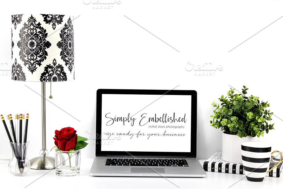 Styled Stock Photo ~ SE9176-2 in Mobile & Web Mockups - product preview 8